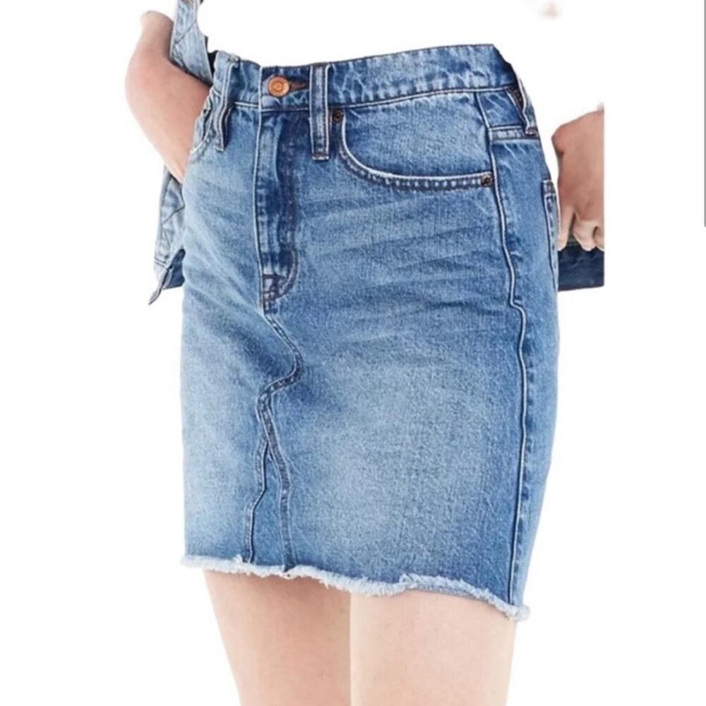 J Crew Denim Raw Hem Mini Skirt Women's Size 32